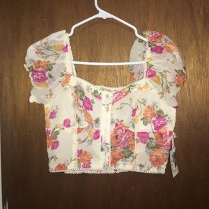 Cropped floral top
